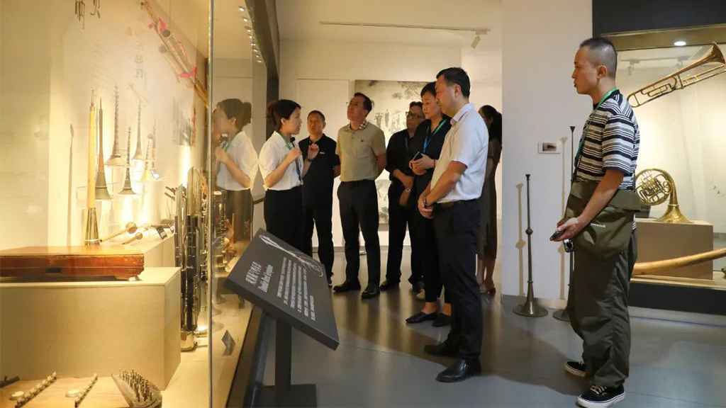 文化和旅游部、中国艺术科技研究所来我省调研艺术档案工作
